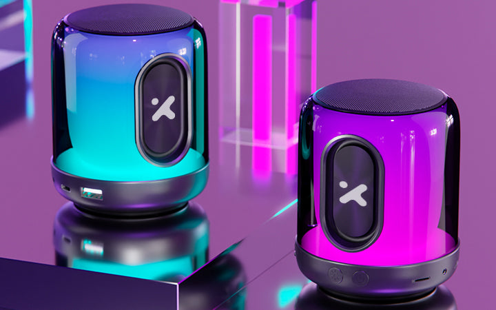 Parlante portátil bluetooth Xtech BeatWave XTS617 con luces led y micrófono
